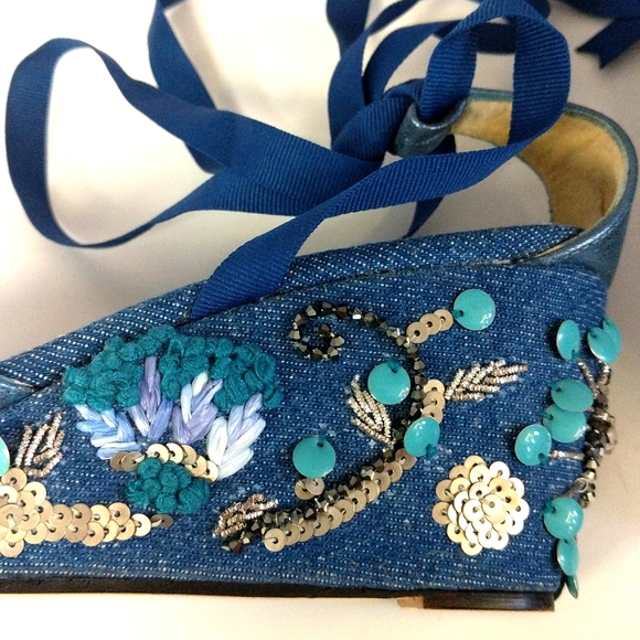 Beverly Feldman Shoes - Picture 5 of 5